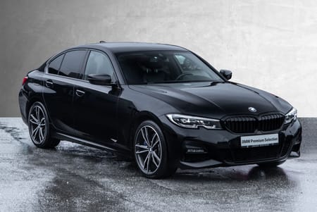 BMW 330e Sedan