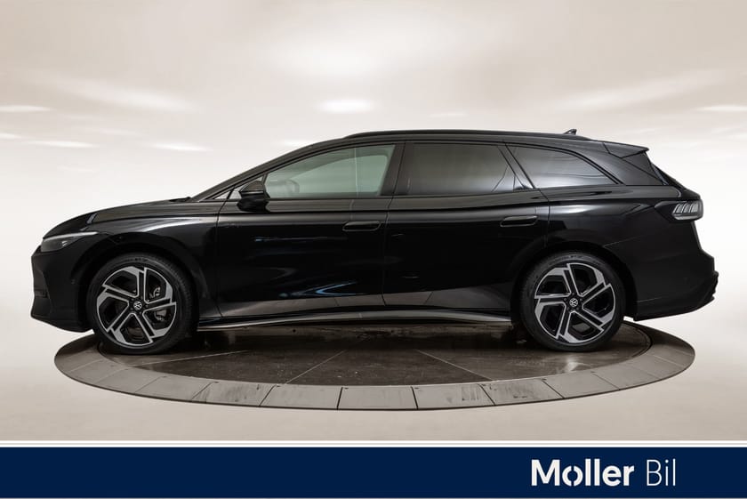 Bilde 2 av Volkswagen ID.7 GTX Tourer