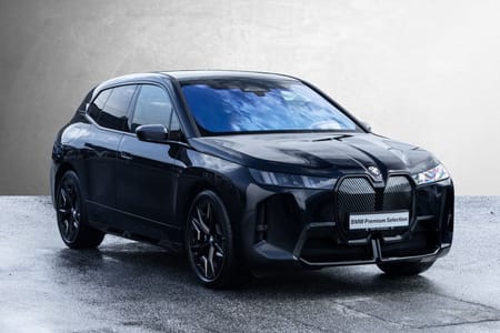 BMW iX xDrive60