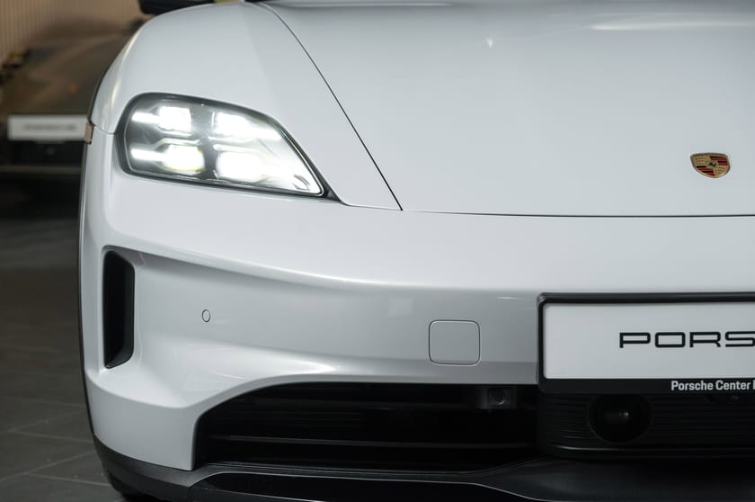 Bilde 3 av Porsche Taycan 4 Cross Turismo