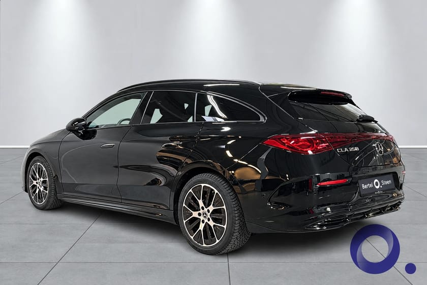 Bilde 3 av Mercedes-Benz CLA 350 4MATIC Shooting Brake