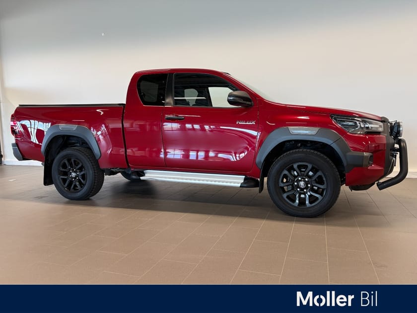 Bilde 1 av Toyota Hilux Extra Cab