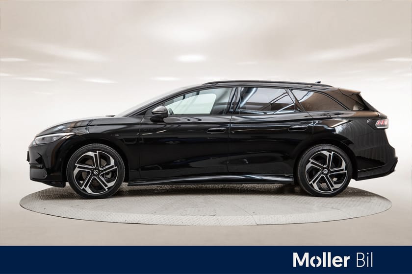 Bilde 2 av Volkswagen ID.7 GTX Tourer