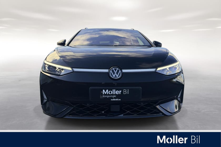 Bilde 2 av Volkswagen ID.7 GTX Tourer
