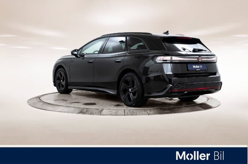 Bilde 3 av Volkswagen ID.7 GTX Tourer