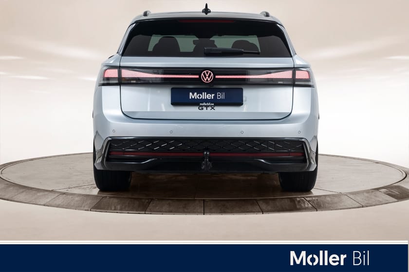 Bilde 4 av Volkswagen ID.7 GTX Tourer