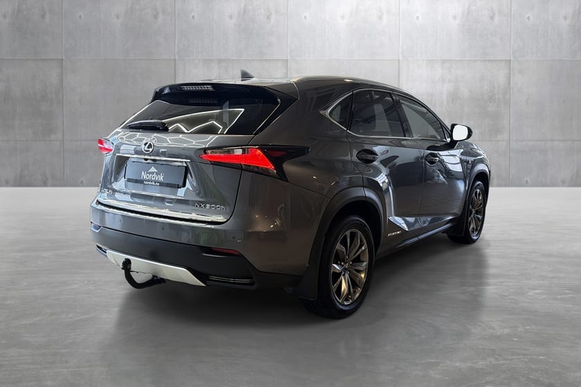 Bilde 5 av Lexus NX 300h AWD