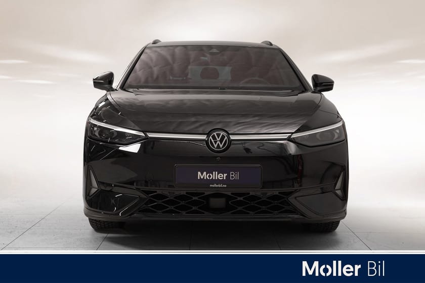 Bilde 4 av Volkswagen ID.7 GTX Tourer