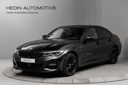 BMW 330e Sedan