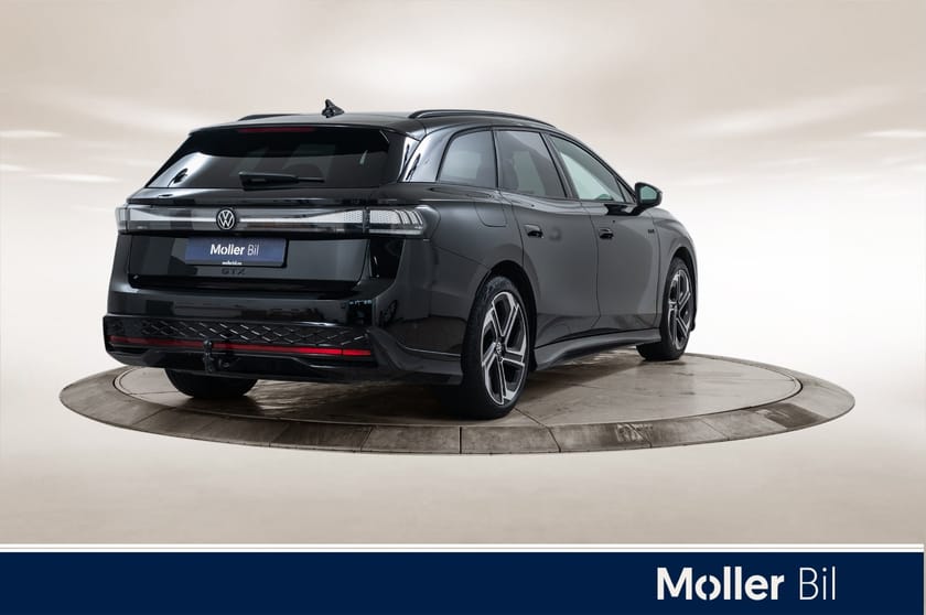 Bilde 5 av Volkswagen ID.7 GTX Tourer