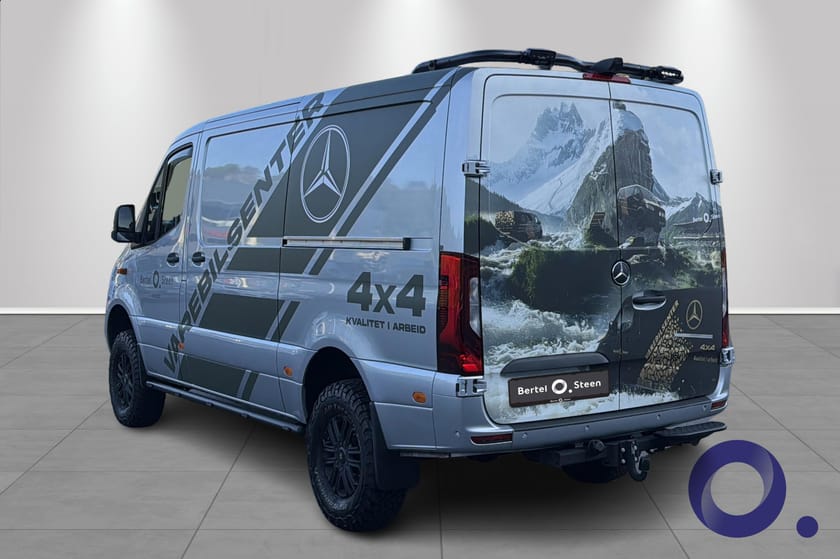 Bilde 2 av Mercedes-Benz Sprinter 319 CDI 4x4 Panel Van