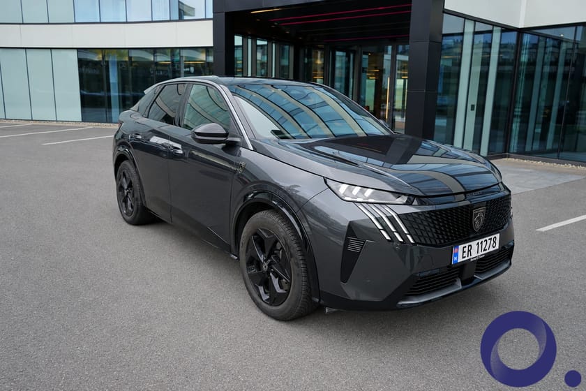 Bilde 2 av Peugeot E-3008 Dual Motor