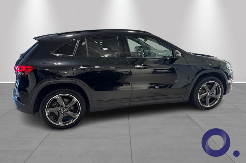 Bilde 3 av Mercedes-Benz EQA 300 4MATIC