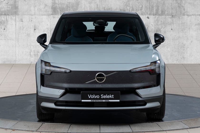 Bilde 2 av Volvo EX30 Cross Country Twin Motor Performance
