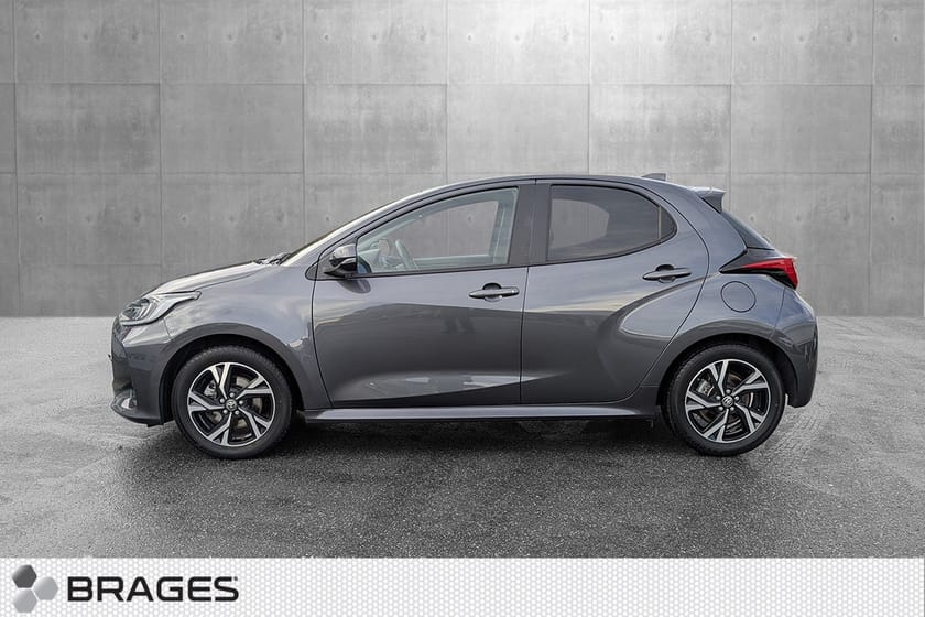 Bilde 2 av Toyota Yaris Hybrid 115