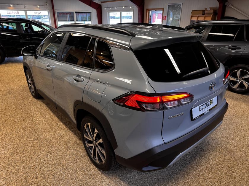 Bilde 3 av Toyota Corolla Cross Hybrid AWD-i