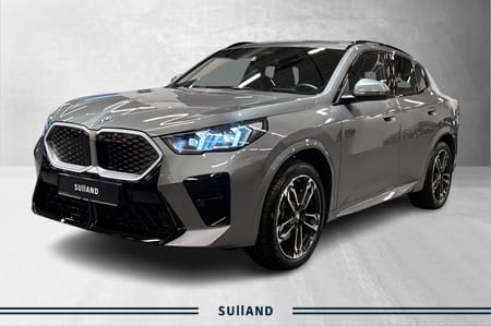 BMW iX2 xDrive30