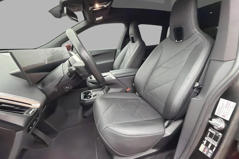 Bilde 2 av BMW iX xDrive40