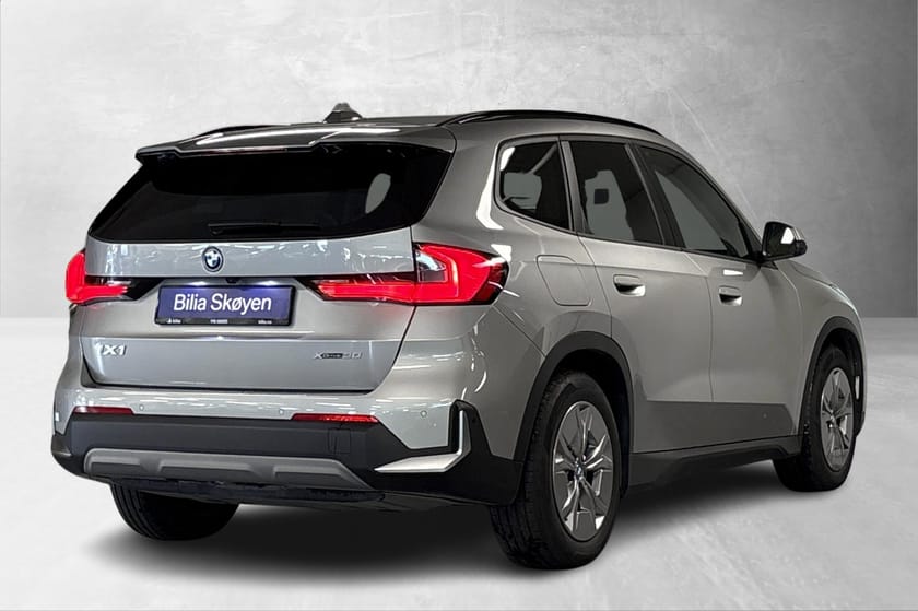 Bilde 3 av BMW iX1 xDrive30
