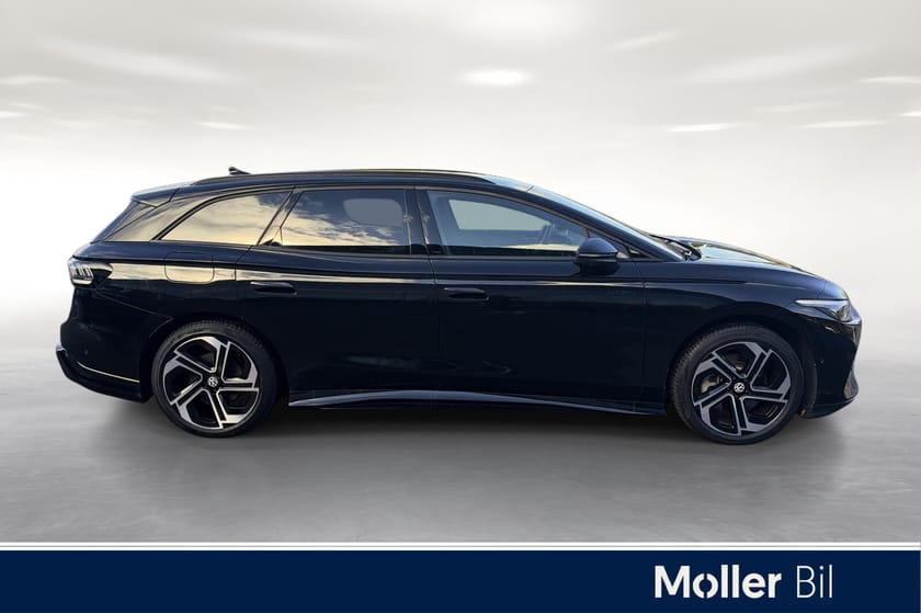 Bilde 4 av Volkswagen ID.7 GTX Tourer