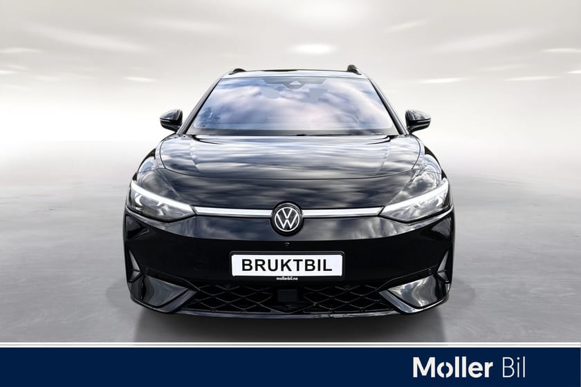 Bilde 2 av Volkswagen ID.7 GTX Tourer