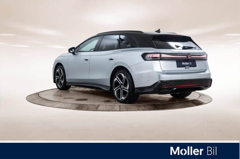 Bilde 3 av Volkswagen ID.7 GTX Tourer