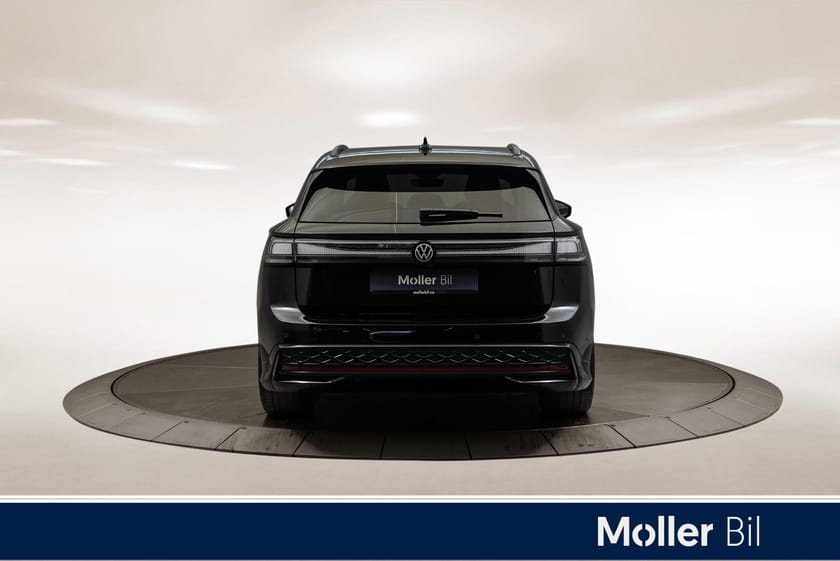 Bilde 4 av Volkswagen ID.7 GTX Tourer