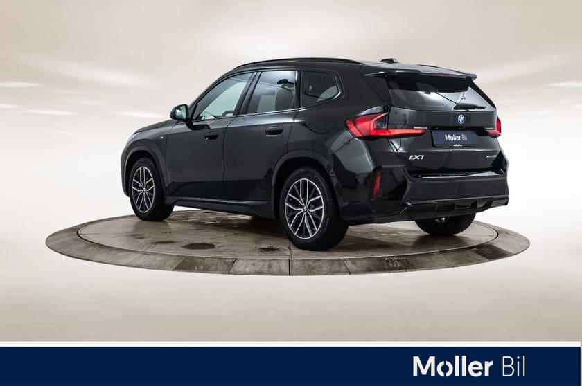 Bilde 3 av BMW iX1 xDrive30