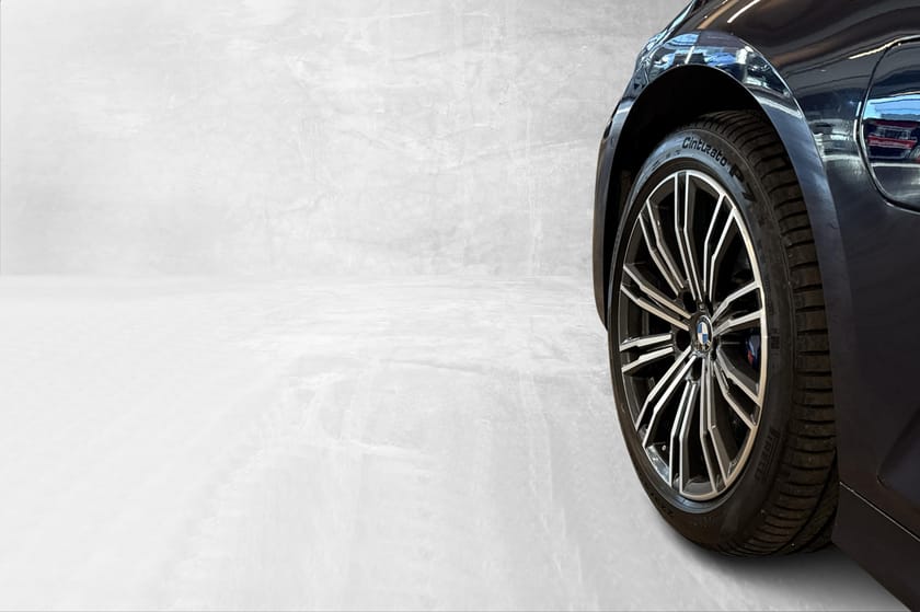 Bilde 2 av BMW 330e xDrive Sedan