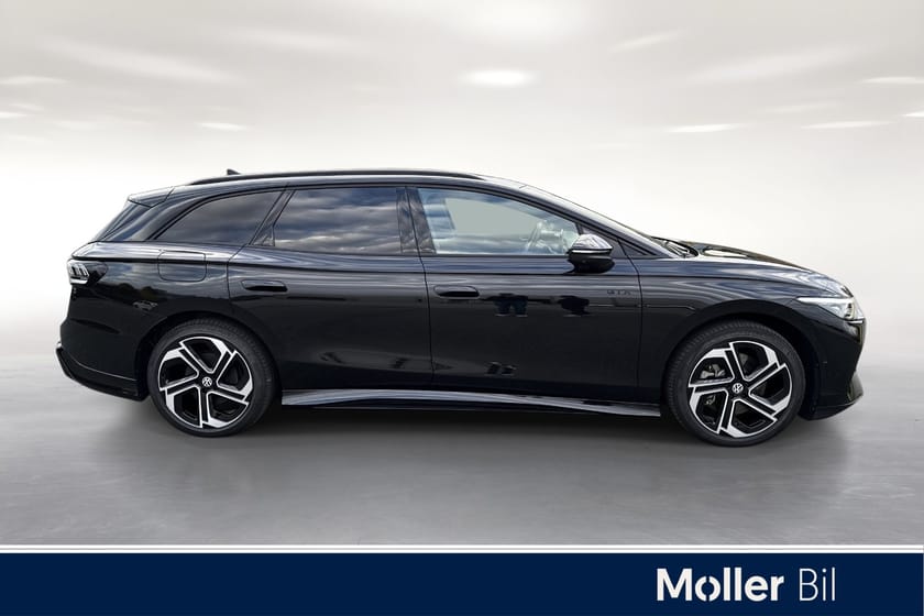 Bilde 4 av Volkswagen ID.7 GTX Tourer