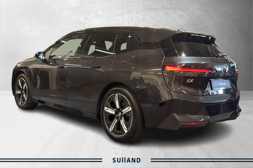 Bilde 4 av BMW iX xDrive50