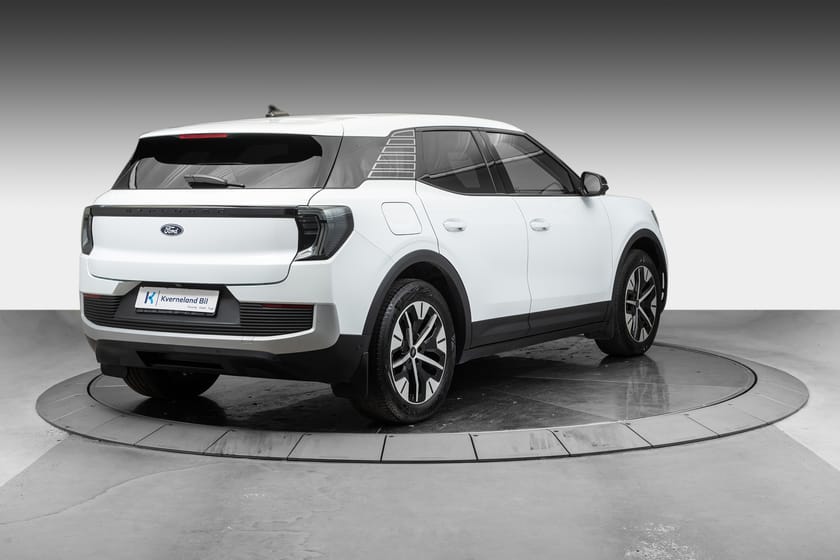 Bilde 5 av Ford Explorer EV Extended Range AWD