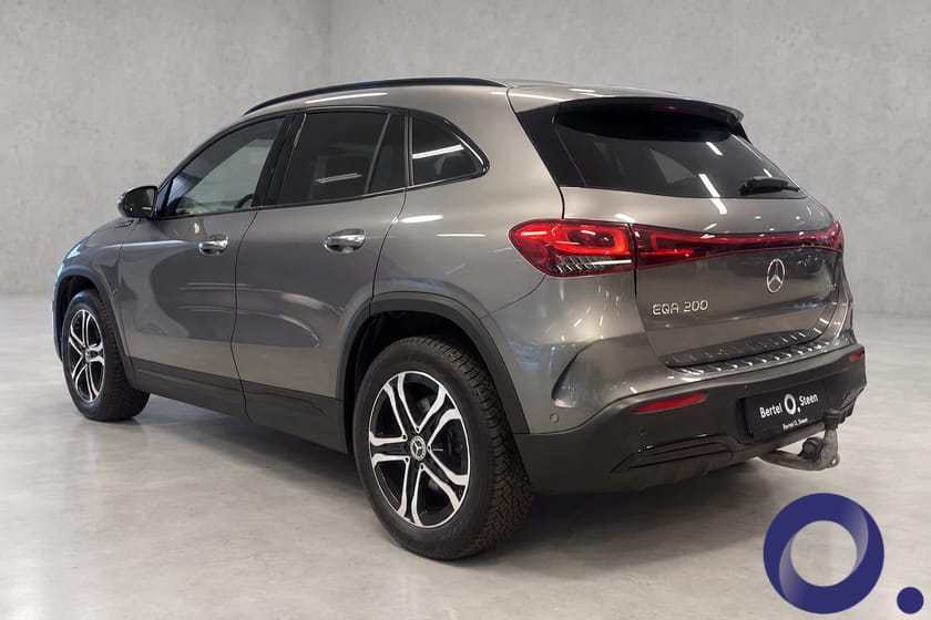 Bilde 3 av Mercedes-Benz EQA 300 4MATIC