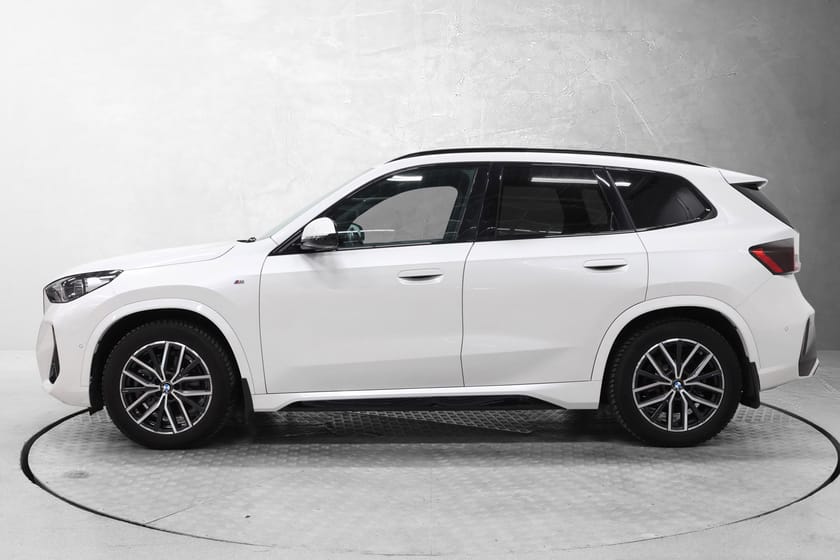 Bilde 3 av BMW iX1 xDrive30