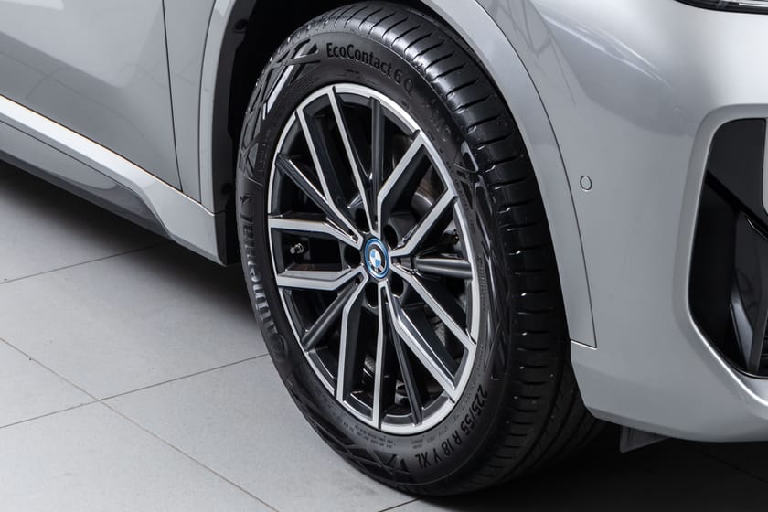 Bilde 3 av BMW iX1 xDrive30