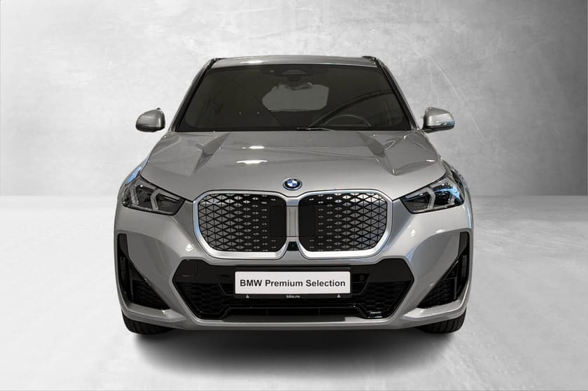 Bilde 2 av BMW iX1 xDrive30