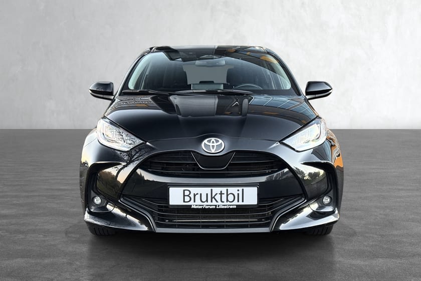 Bilde 2 av Toyota Yaris Hybrid 115