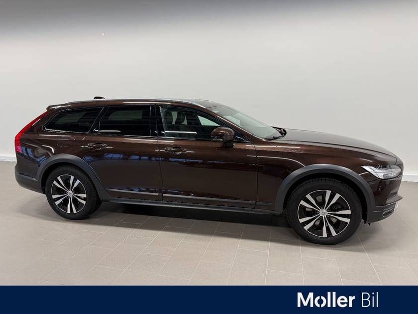 Bilde 1 av Volvo V90 Cross Country