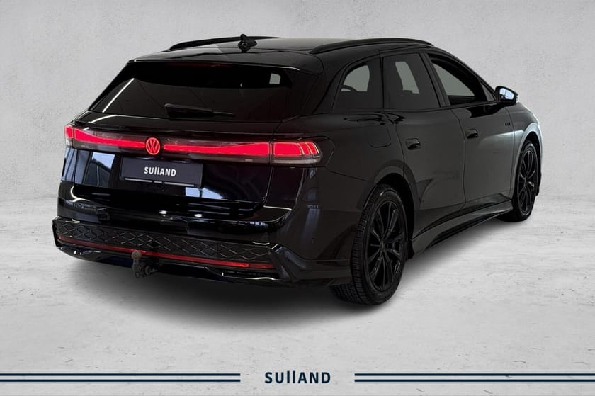 Bilde 5 av Volkswagen ID.7 GTX Tourer