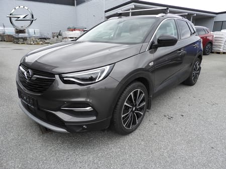 Opel Grandland Hybrid4 300