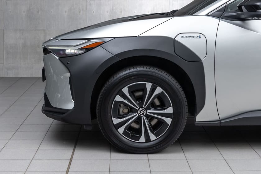 Bilde 3 av Toyota bZ4X