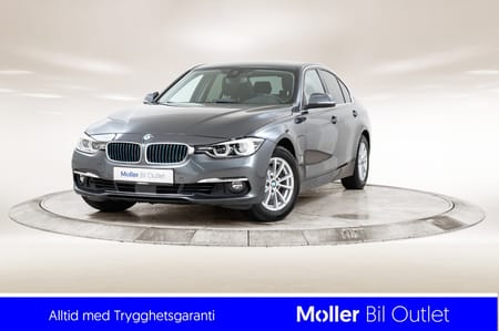BMW 330e Sedan