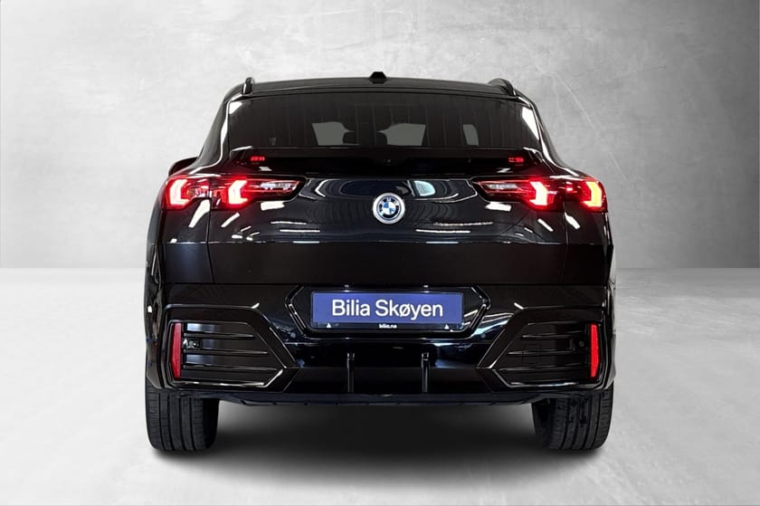 Bilde 4 av BMW iX2 xDrive30