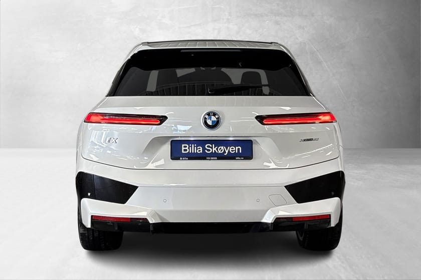 Bilde 3 av BMW iX xDrive50