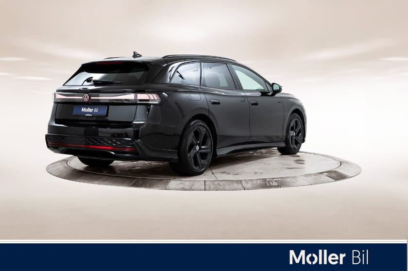 Bilde 5 av Volkswagen ID.7 GTX Tourer