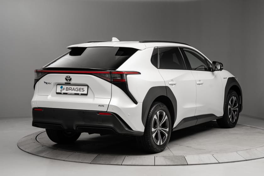 Bilde 4 av Toyota bZ4X