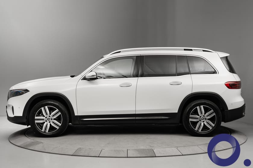 Bilde 2 av Mercedes-Benz EQB 300 4MATIC