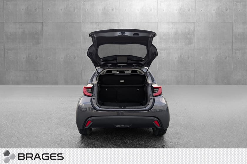 Bilde 5 av Toyota Yaris Hybrid 115