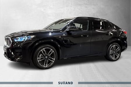BMW iX2 xDrive30