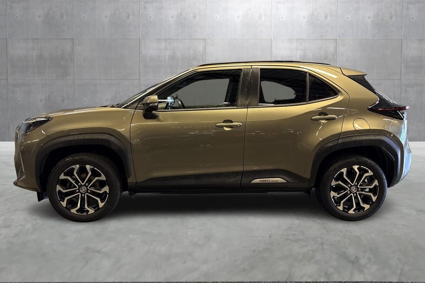 Bilde 2 av Toyota Yaris Cross Hybrid AWD-i